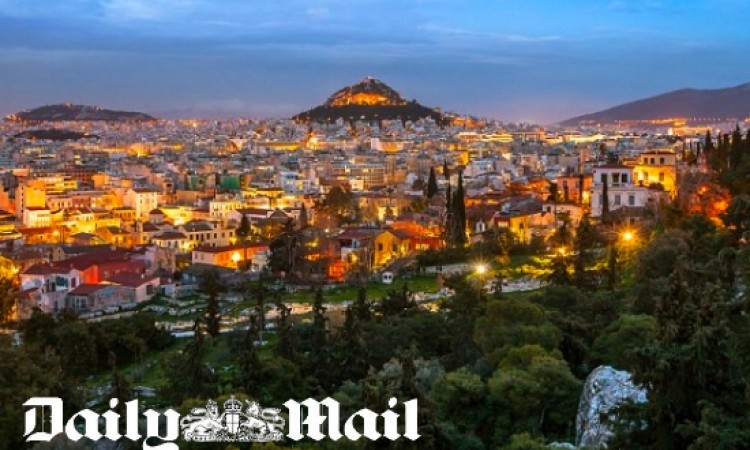 Daily Mail: Athens is the grandest university