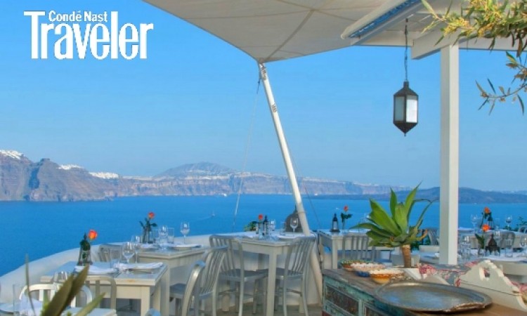 CNT: Santorini’s Spectacular Seaside Restaurant