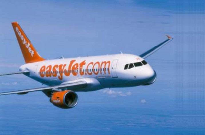 easyJet: +7% passengers in 2015