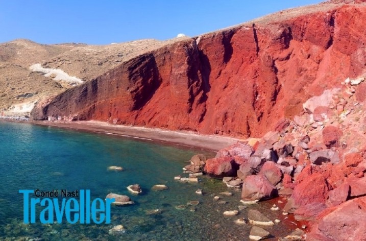 Santorini’s Red Beach in world’s 10 colorful beaches