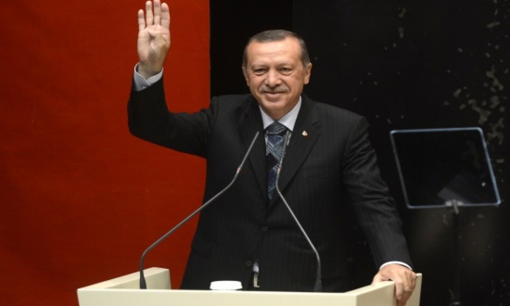 Erdogan: Turkey to re-examine ties with EU after referendum